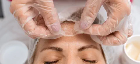 Seidenfadenlifting ohne Nadel ©Viktoryia - stock.adobe.com